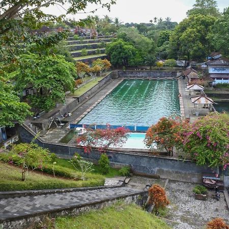 Villa Bale Seni Mataram Extérieur photo